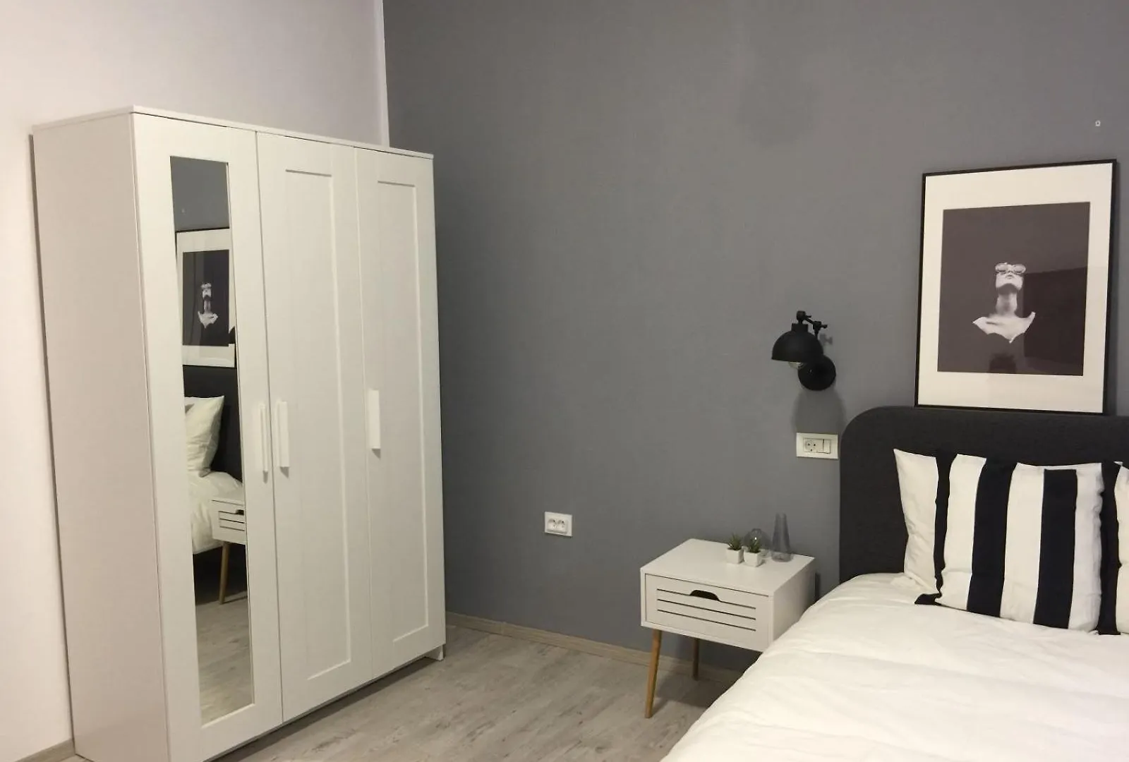 Apartment Luxury 2Bdrm Apt Bucharest