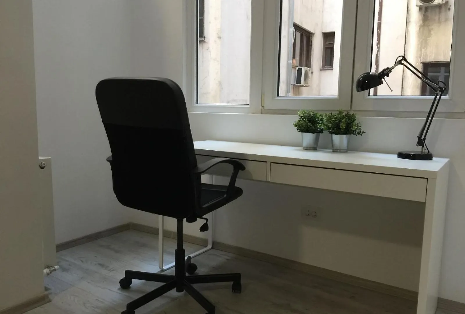 Apartment Luxury 2Bdrm Apt Bucharest